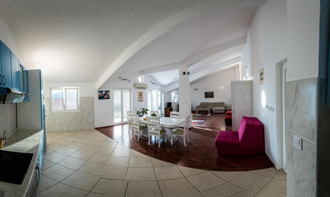 Prijevor Aparthotel Budva